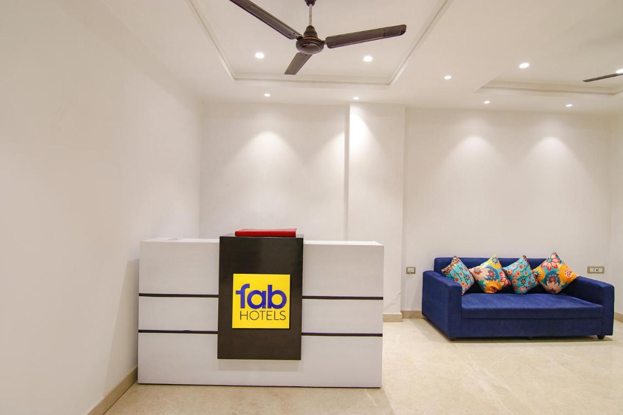 Fabhotel La Serene Bnb- Ashok Vihar Ню Делхи Екстериор снимка