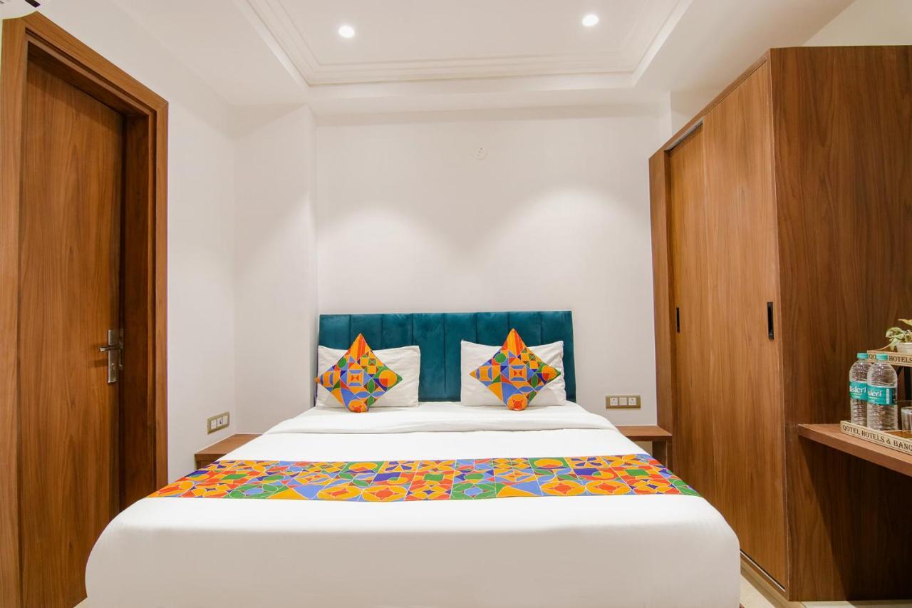 Fabhotel La Serene Bnb- Ashok Vihar Ню Делхи Екстериор снимка