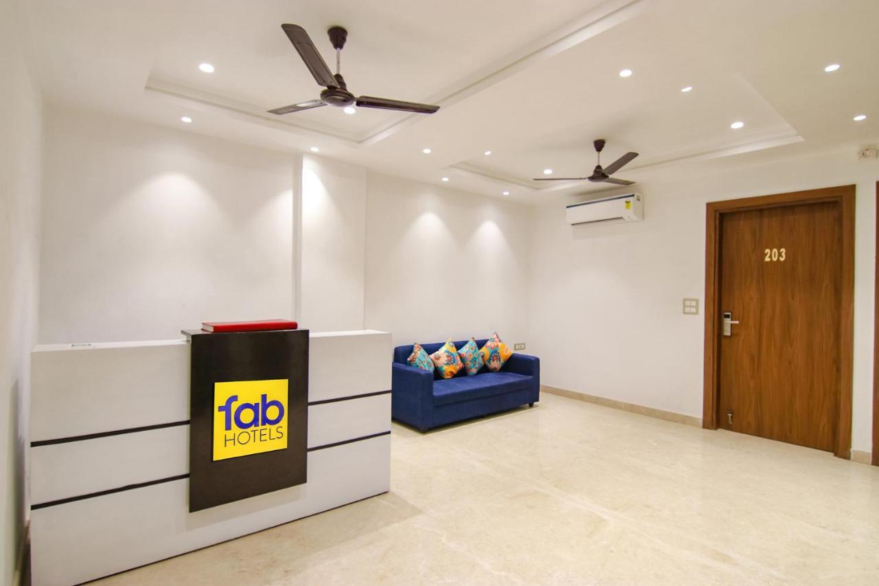 Fabhotel La Serene Bnb- Ashok Vihar Ню Делхи Екстериор снимка