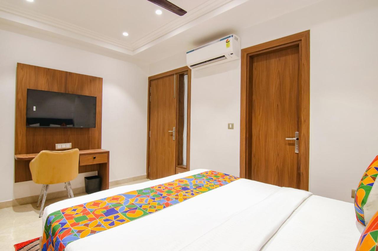 Fabhotel La Serene Bnb- Ashok Vihar Ню Делхи Екстериор снимка